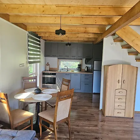 Holiday home Letniskowy Brazowy -caloroczny