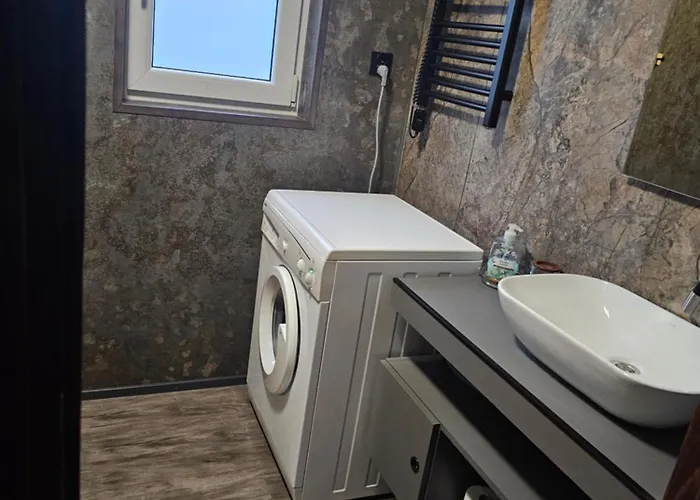 Letniskowy Brązowy -całoroczny Dom wakacyjny *